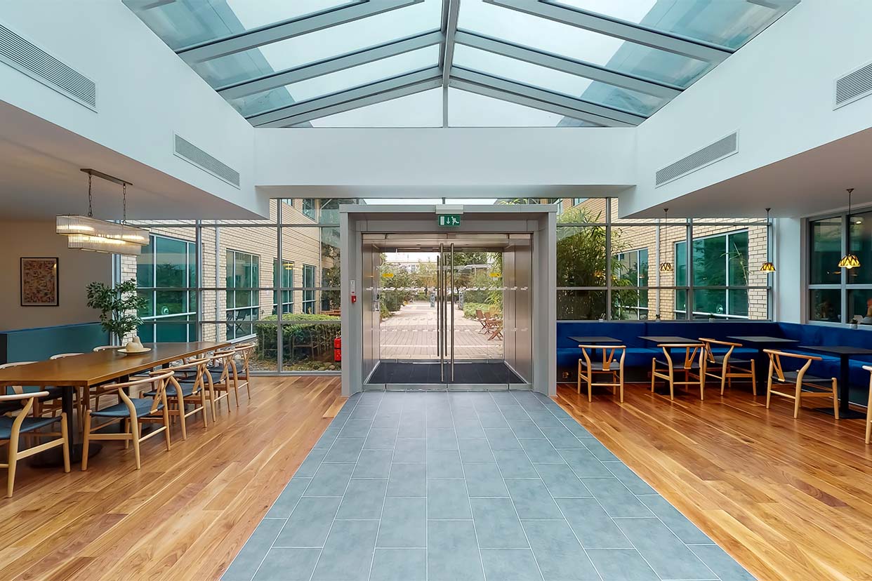 theale-interior-breakout-area
